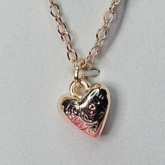 NWT - SET - Picture 3 of 3